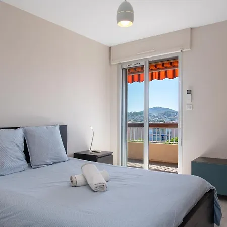 Appartement Le Cadet - Vue Panoramique Et Baie De Sur Mer, Parking & Terrasse - 2 A 4 Pers Sanary-sur-Mer