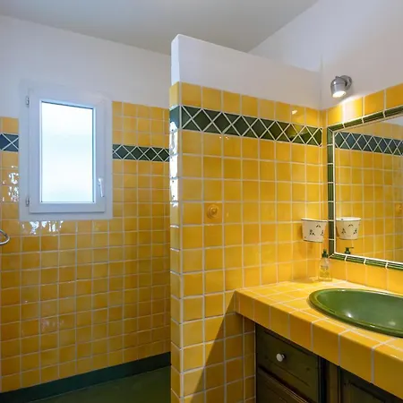 Appartement Le Cadet - Vue Panoramique Et Baie De Sur Mer, Parking & Terrasse - 2 A 4 Pers